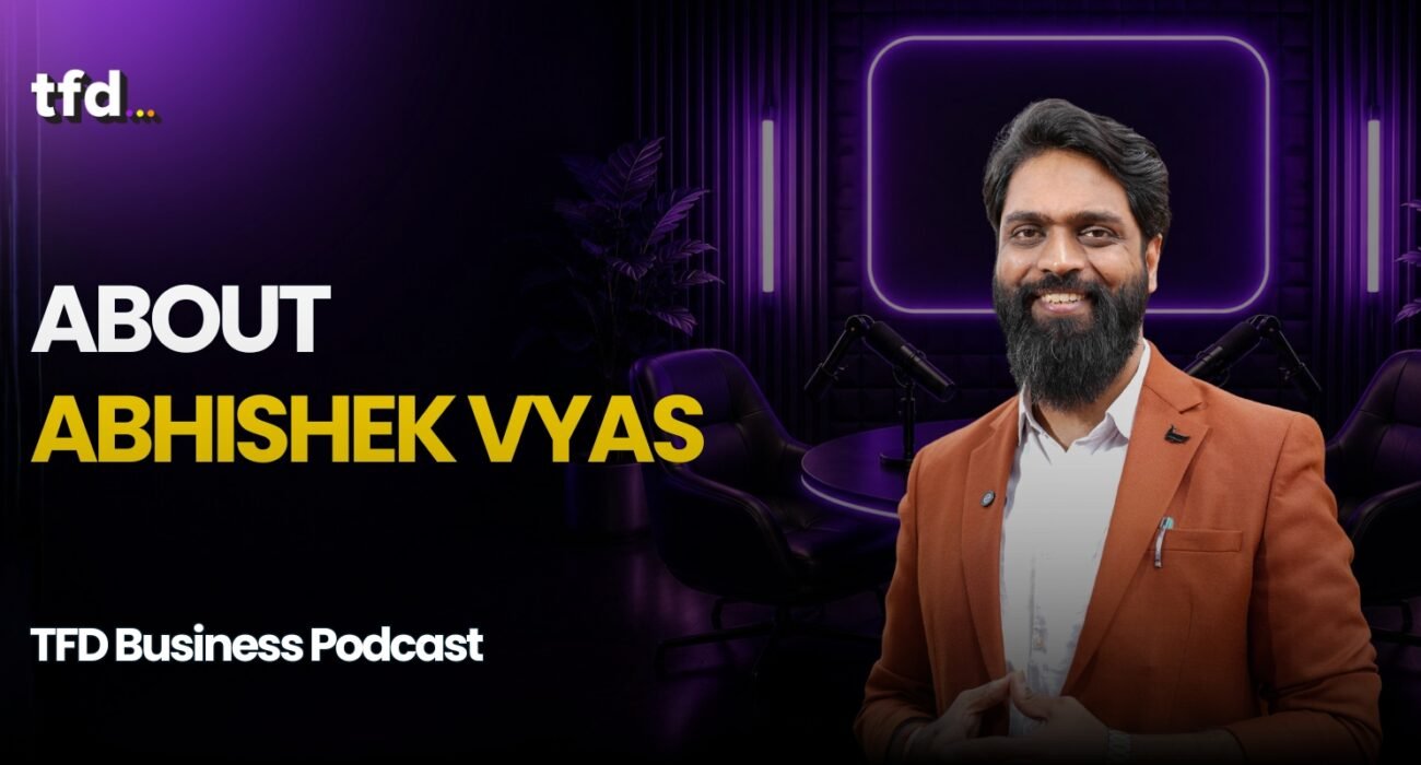 Hindi podcast host